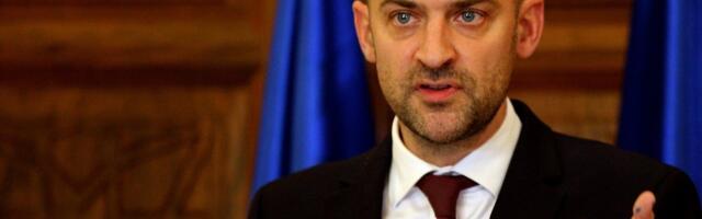 Prantsuse minister_ ei saa välistada, et rohkematel riigi diplomaatidel on Epsteiniga sidemed