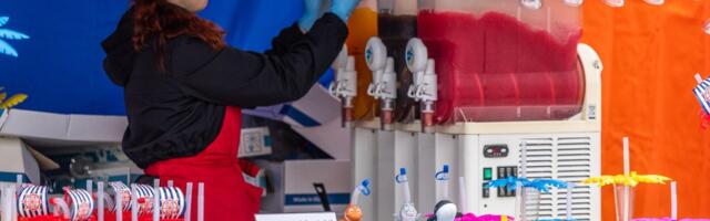 DELFI VOOG | Laod on peaaegu tühjad. Soomlased kingivad üksteisele jõuludeks jääjoogimasinaid