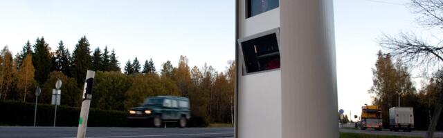 GRAAFIKUD | Läti tõestab: keskmise kiiruse kaamerad vähendavad liiklusõnnetusi hüppeliselt