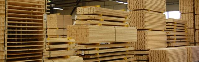 Okaspuu saematerjali turul on head ajad läbi