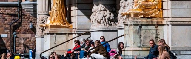 Rootsi Covid-19 suremus on nüüd madalam kui USAs – kas ühiskonna sulgemine on ikka tõhus?