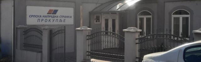 Prokupački naprednjaci danas putuju u Vranje na antiblokadnu šetnju
