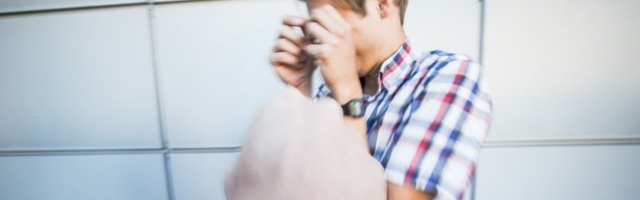 Kahe seltskonna kaklus Toila kaupluse ees viis kolm inimest haiglasse