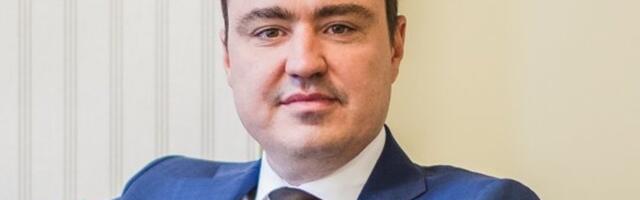 Liigub lahutusest edasi. Taavi Rõivas on leidnud endale uue kauni kaaslanna