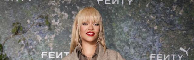 Üüratu pintsakuga Rihanna demonstreeris uut juuksevärvi