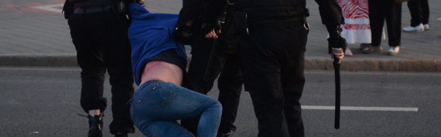 Pärast Lukašenka ametivannet vahistati Valgevenes inimõiguslaste andmetel meeleavaldustel 259 inimest