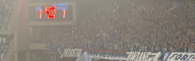 Kakav gest Poljaka! Navijači Leha razvili zastavu "Kosovo je Srbija" na meču sa Zvezdom