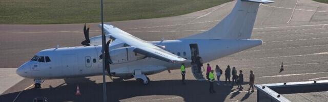 Saare ja Hiiu vallavanemad: piletihinnatõus vähendas lennureisijaid