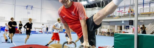 Hullu unistaja Viktor Saaroni elutöö sai tehtud_ palavalt armastatud ja vihatud riistvõimlemine on Eestis tagasi! 