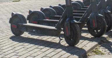 Lapse kergliikuriga põhjustatud õnnetuse eest vastutab vanem