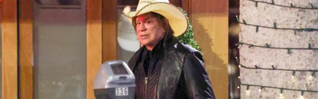 FOTOD | Puuduvad hambad ja räpased riided_ kunagine südametemurdja Mickey Rourke näeb trööstitu välja