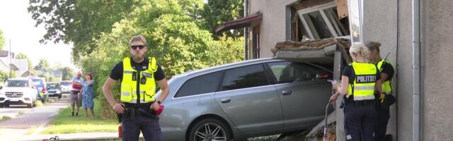 Audiga otse elutuppa! Kolm kannatanut said õnneks kergemaid vigastusi