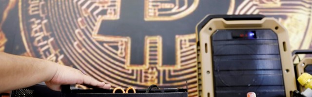 KOLM KÜSIMUST | Kübervaluuta ekspert: praegune madalseis on parim aeg bitcoin'i soetamiseks