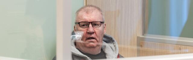 Tapmises süüdistatav esitas oma magamistoast leitud laiba kohta mitu versiooni