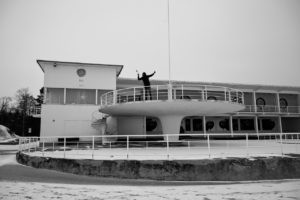 Kunstinädal kolib pealinnast suvepealinna ja kutsub kunstnikud kaasa