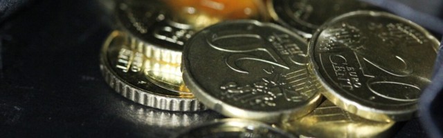 Keskmine sissetulek suurenes, kuid saajate arv vähenes