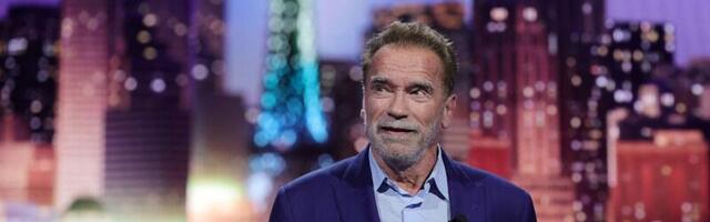FOTOD | Kas tunneksid ära? Arnold Schwarzenegger ilmus mäesuusatamise MK-etappi vaatama uutmoodi välimusega