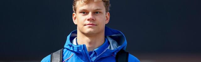 Bolt hakkab vormelisõitja Paul Aroni sponsoriks