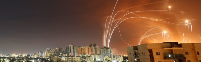 Kuidas Iron Dome hävitab õhus sadu rakette päevas?