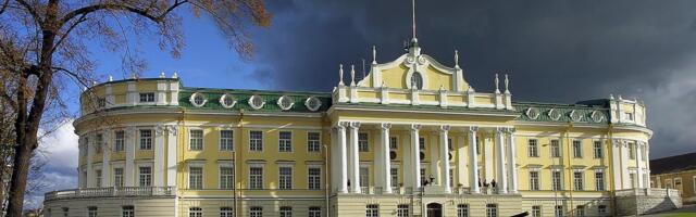 Kaitsevägi kutsus teenistujast vabanemiseks appi arstid