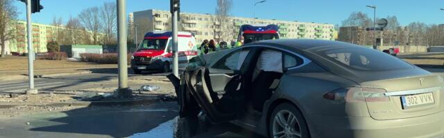 Reporter: Liiklusõnnetuses sai kannatada turvatoolis istunud laps