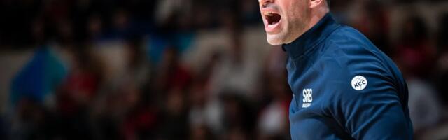 Serbia korvpallikoondise peatreener kritiseeris FIBA_ praegune seis on naeruväärne ja absurdne