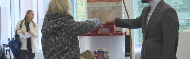 Läti parlamendivalimistel loetakse tänavu hääli käsitsi