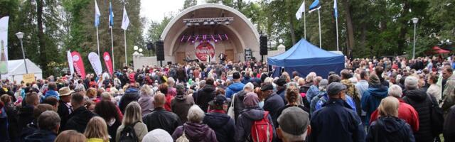 FOTOD JA VIDEO | Paunvere väljanäitusel müüdi kõike, mida kanda jõuti