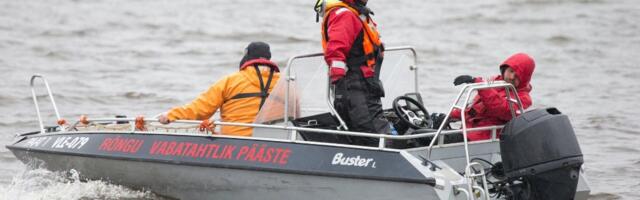 Võrtsjärvel ümberläinud paadiga õnnetus lõppes õnnelikult