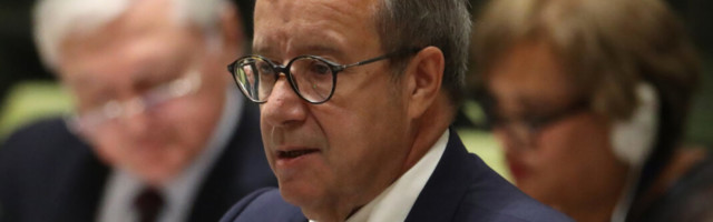 Ilves üritab Bidenite kohta avaldatud paljastusi diskrediteerida