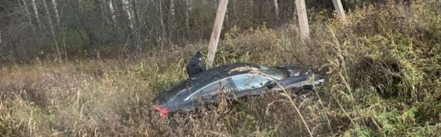 VIDEO | Nõo surmaavarii põhjustaja sõitis päev varem sama autoga kraavi, olles ise joobes
