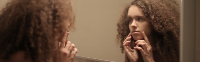 7 looduslikku ravimit akne vastu, mida te pole veel proovinud