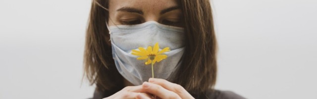 COVID-19 võttis haistmismeele? Loe, kuidas eksperdid soovitavad seda taastada