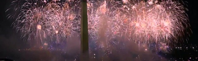 Reporter: Rohkelt kuulsaid lauljaid ja suursugune ilutulestik