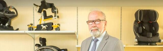 Leinuste: kõrvuti traktoritega valminud ratastoolid on asendunud funktsionaalsetega