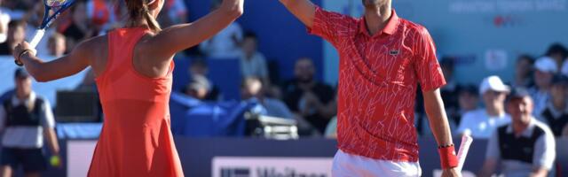 Srbija u transu! Novak Đoković i Olga Danilović igraju dubl