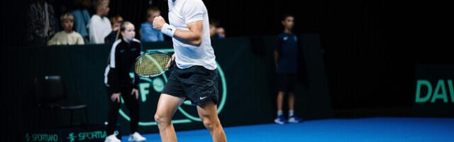 Glinka pääses Austraalia lahtiste kvalifikatsioonis edasi, Lajal kaotas