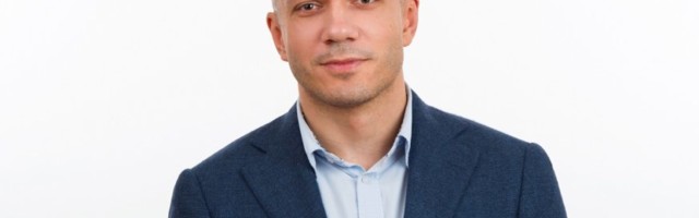 Mailis Repsile vabastab riigikogus koha Andrei Korobeinik