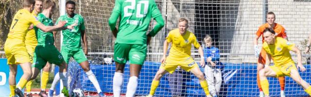 FOTOD | Kuressaares kaotusseisust välja tulnud Levadia haaras Premium liigas liidrikoha endale
