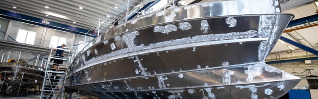 OTSE: mereväe uhiuute väekaitsekaatrite ristimine