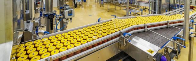 Paulig sulgeb Rootsi tehase ja toob kogu Santa Maria tootmise Eestisse