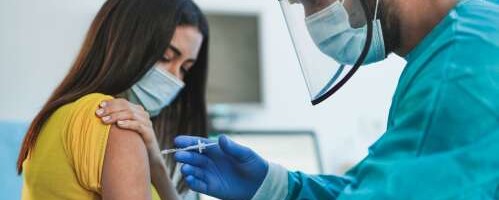 Eestis on vaktsiinide kombinatsioone saanud ligi 1000 inimest