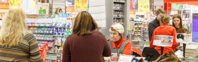 Teenindajate palgad: suurimat keskmist töötasu teeniti IV kvartalis hoopis saartel