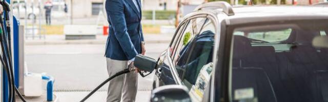 Täna tanklas naeratanud mees oli ikkagi vaimuhaige, mitte rahul kütusehindadega