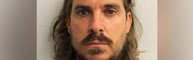 Salaja paljaid naisi filminud politseinik mõisteti vangi