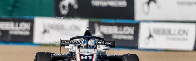 Paul Aronilt röövis poodiumikoha tehniline rike