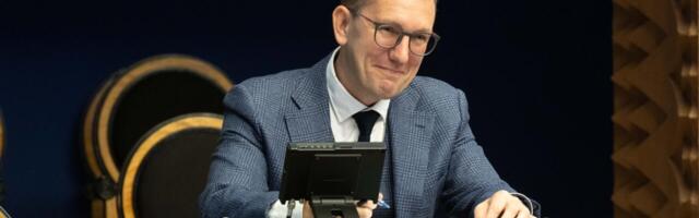 PARAS: Pooletoobiste valitsus tegi uue ebapopulaarsuse rekordi