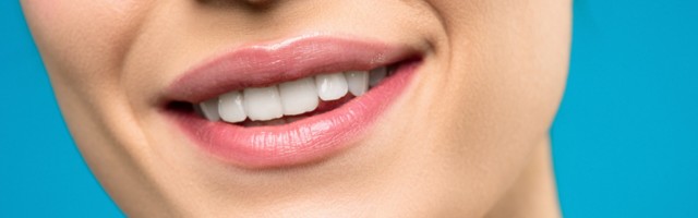 Toiduained, mis aitavad hammastel valgena püsida