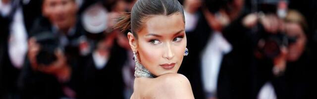 LUMMAV VAATEPILT ⟩ Supermodell Bella Hadidile ehitati laval kleit selga