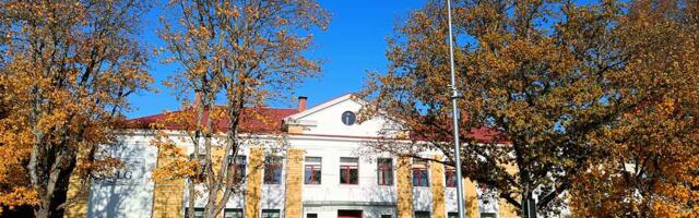 Lok­sa kool kat­se­tab hi­li­se­mat al­gu­sae­ga